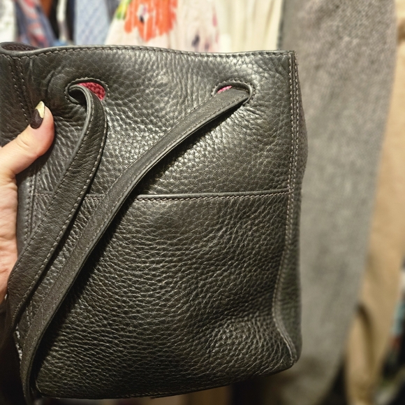 Coach Black Leather Bucket Bag Drawstring Handle Top Zip Pocket - Picture 11 of 11